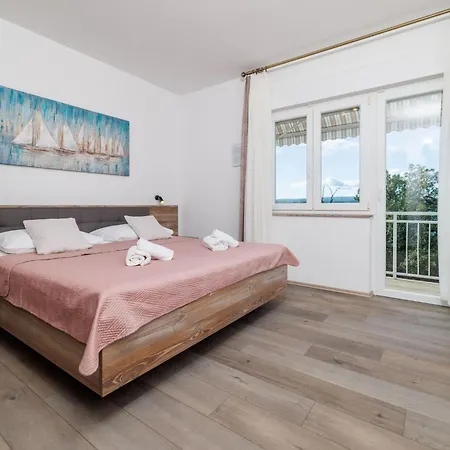 Apartman Fuer 4 Personen- 100m Vom Entfernt By Interhome Dramalj